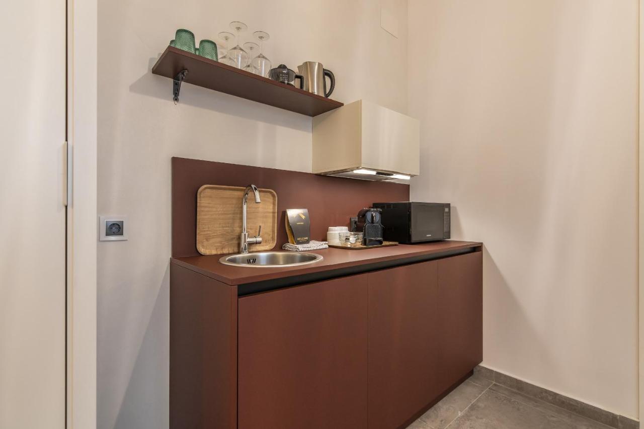 Trajano Premium Estudios By H Ayamonte Bagian luar foto
