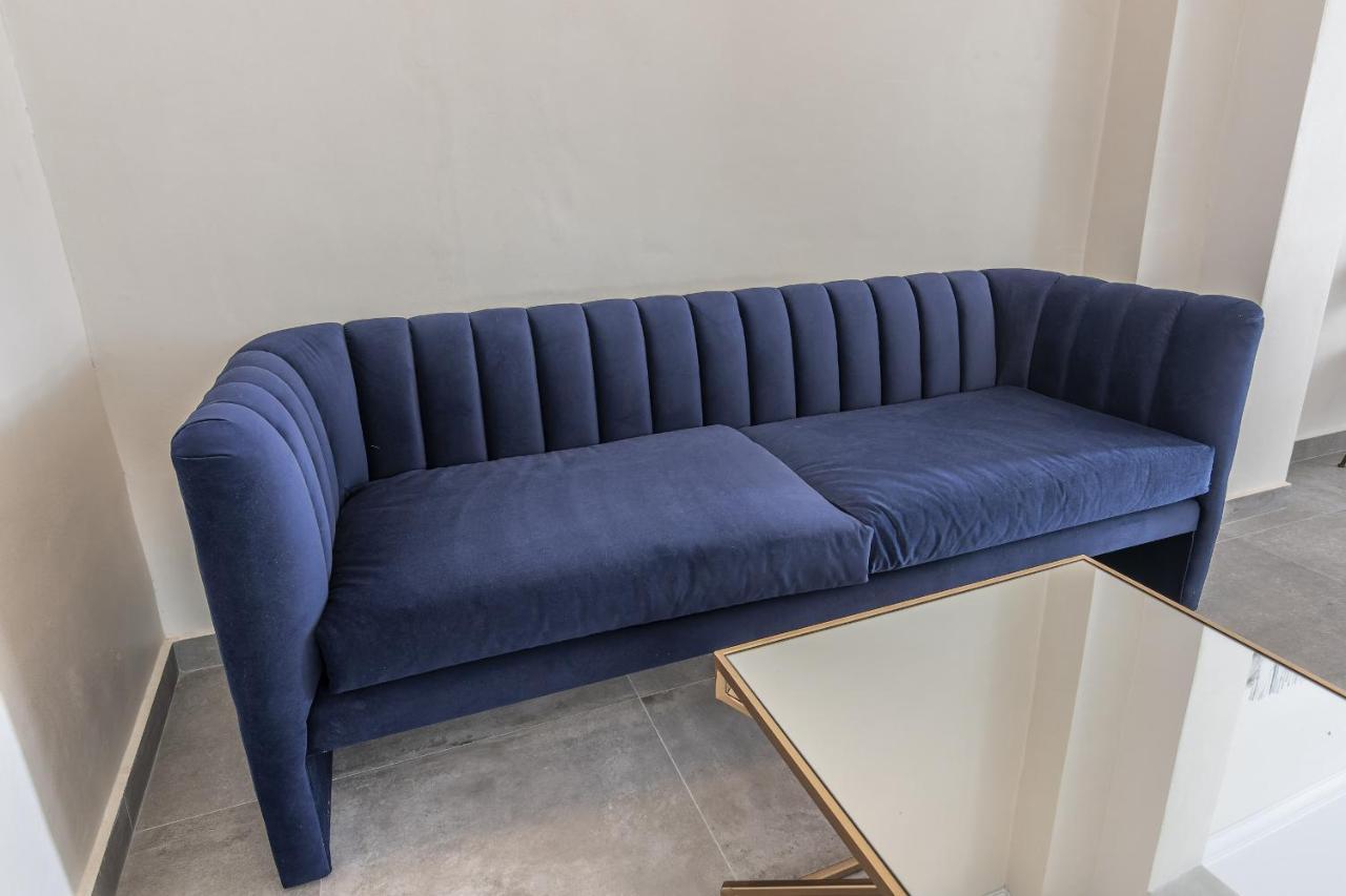 Trajano Premium Estudios By H Ayamonte Bagian luar foto
