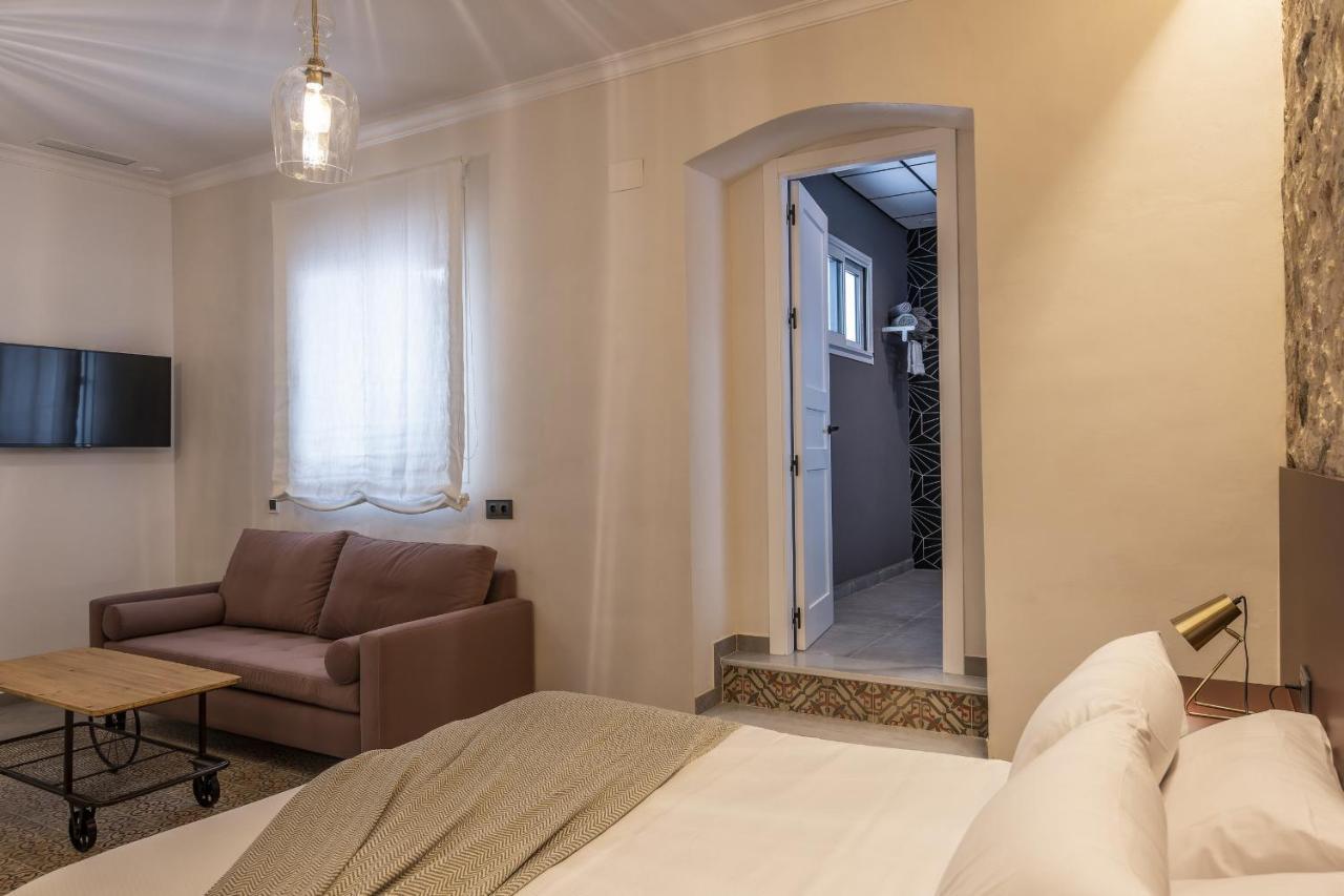 Trajano Premium Estudios By H Ayamonte Bagian luar foto